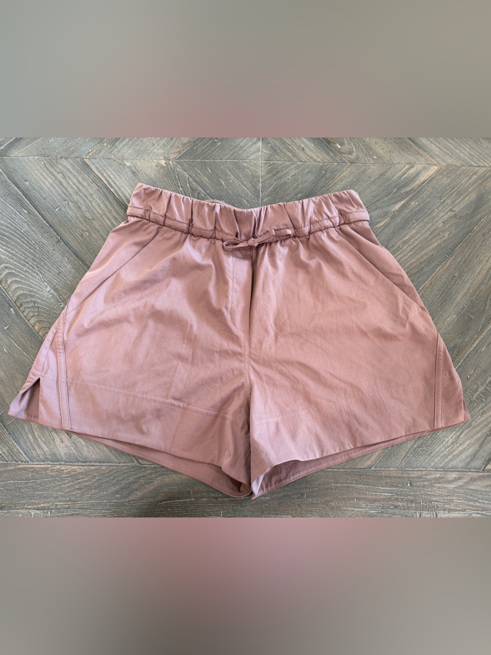 Lululemon Shorts Size Small Dusty Pink